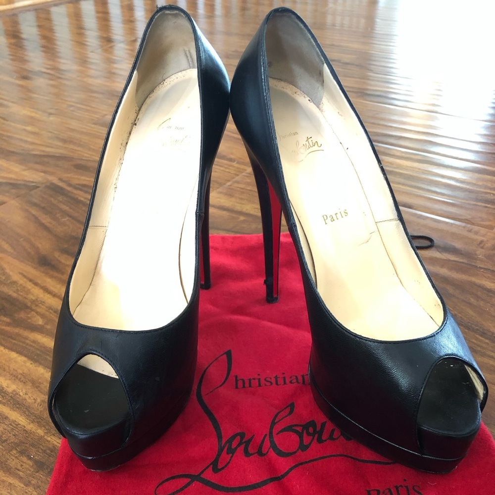 Christian louboutin peep toe heels size 39.5